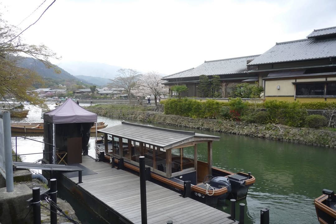 虹夕諾雅京都：Reception、迎賓船、環境