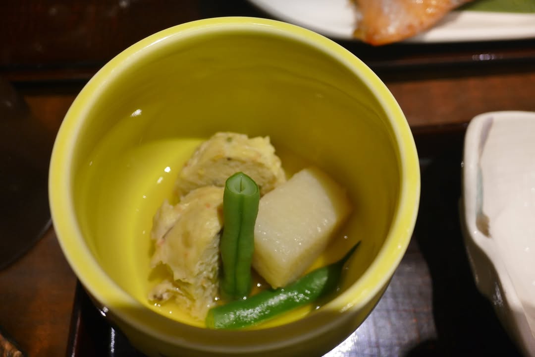 星野界川治：早餐（第一天）