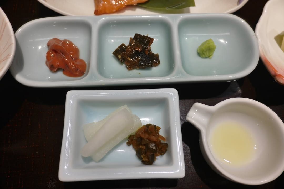 星野界川治：早餐（第一天）