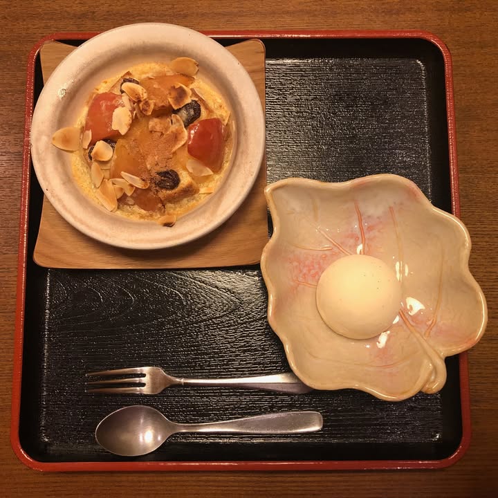 甜點，烤肉桂蘋果＆冰沙